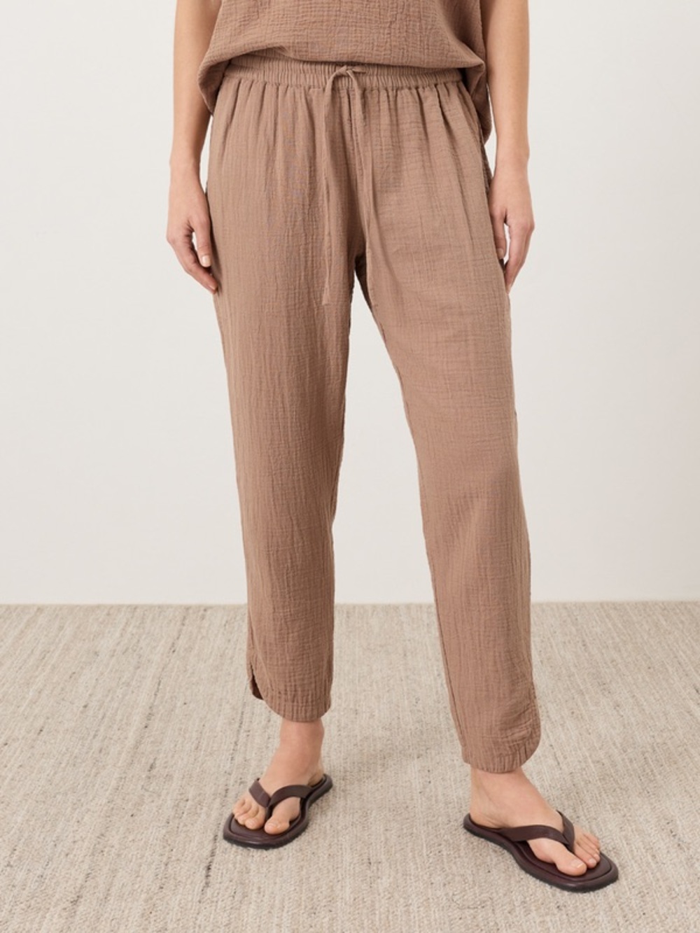 Pact Organic Coastal Double Gauze Tapered Pull-On Pant Large EUC